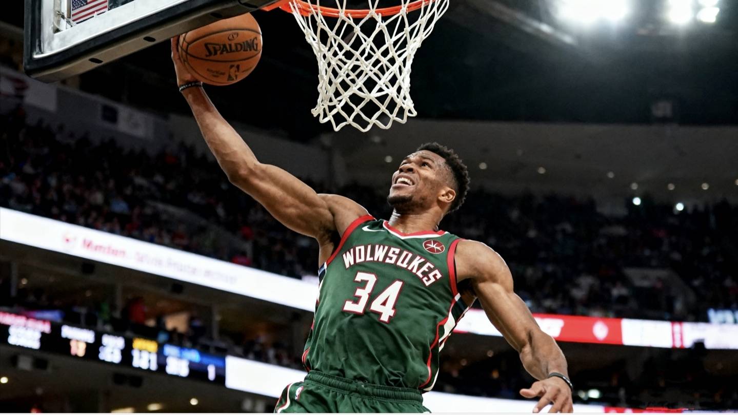 关于雄鹿王牌球员创赛季得分新高，媒体热捧，准备这个状态一起.的信息