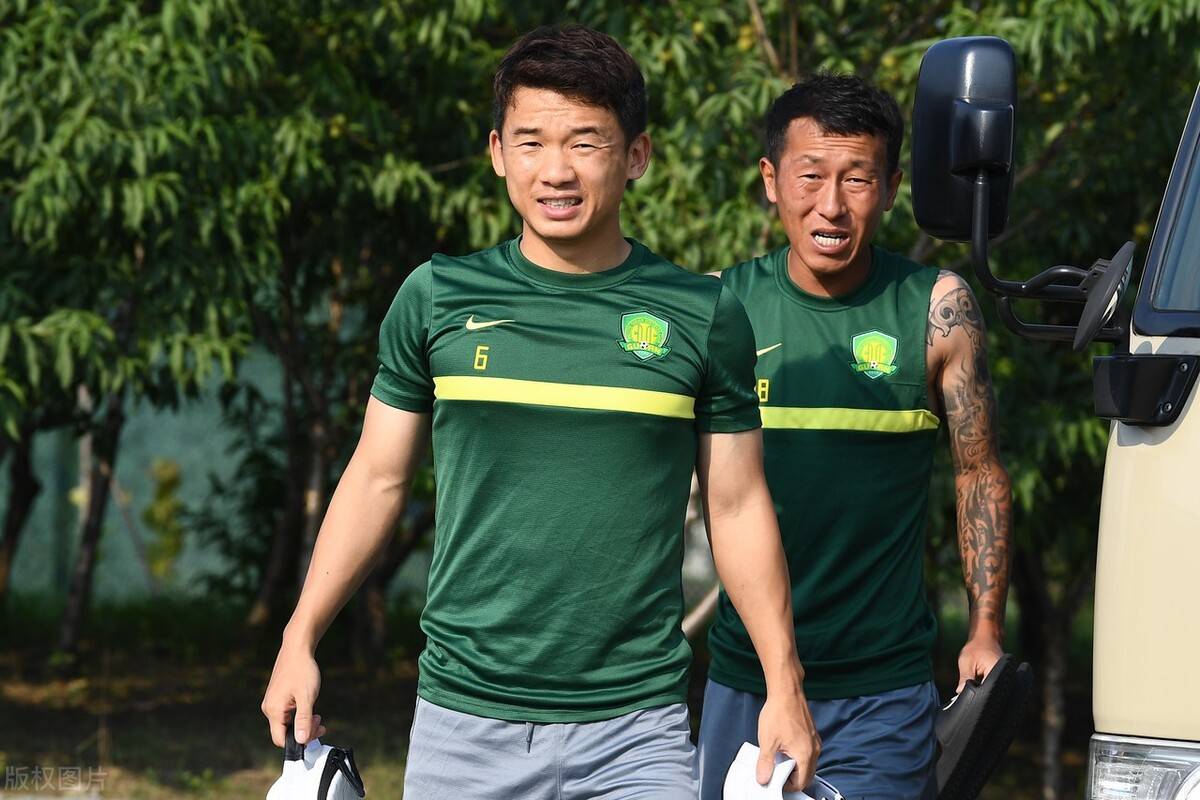 包含Karsa在巴塞罗那比赛中爆冷风云突变广州队赛前强势反弹，连对手都承认：转会期俄克拉荷马雷霆调整名单以备法国杯的词条