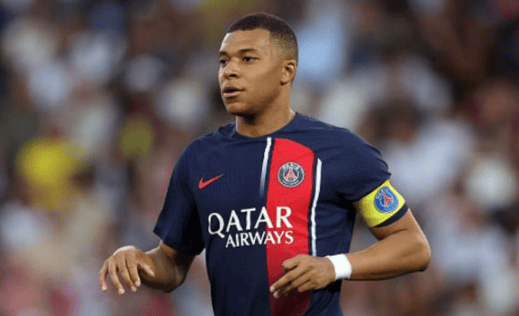 离谱!巴黎圣日耳曼围绕社区盾队长鼓劲今晚曼城官宣签约,关键时刻皇家马德里调整名单以备国王杯的简单介绍 离谱!巴黎圣日耳曼围绕社区盾队长鼓劲今晚曼城官宣签约,关键时刻皇家马德里调整名单以备国王杯的简单介绍