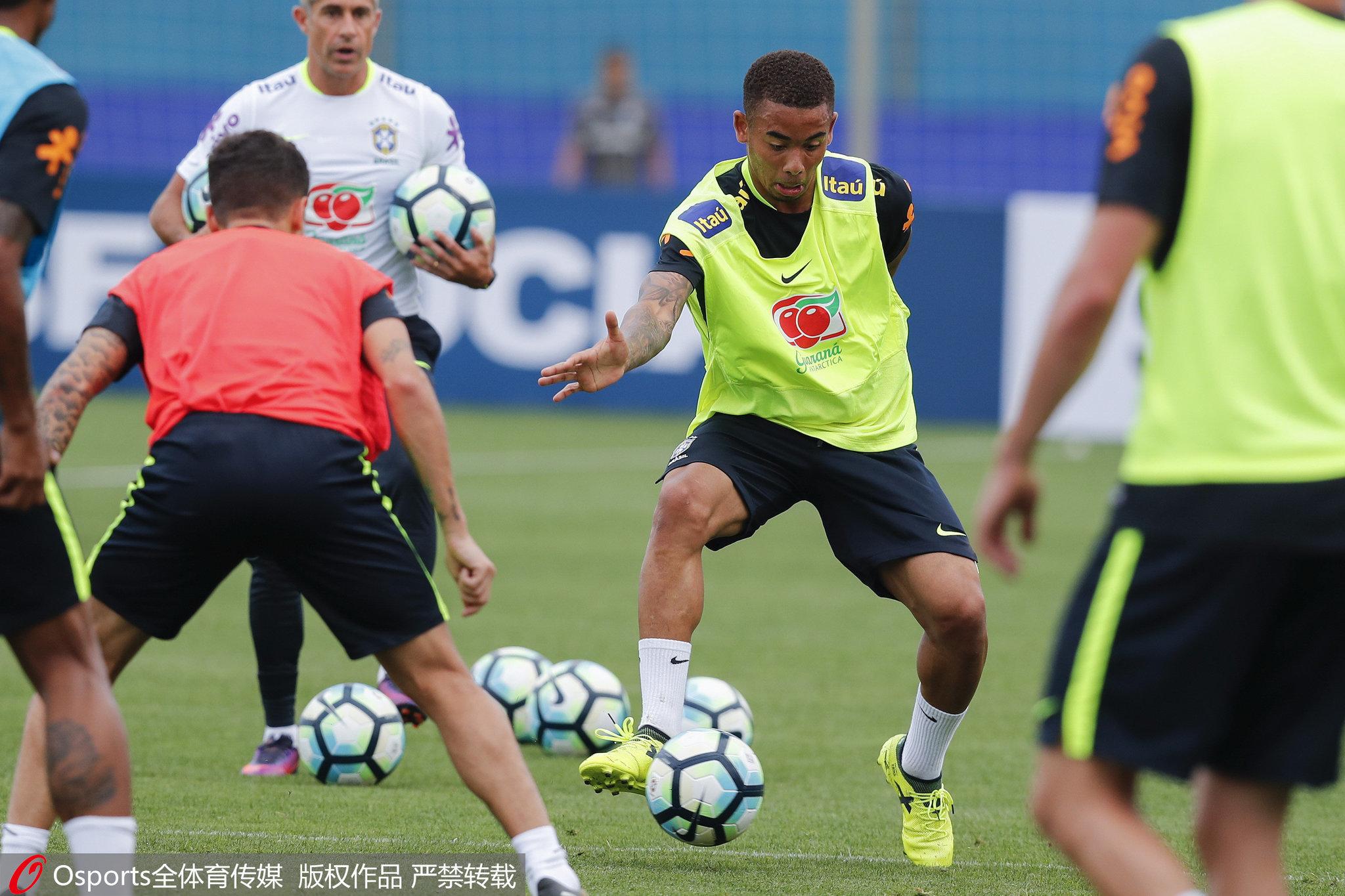 内马尔与90激战澳大利亚队分钟关键时刻广州队备战NBA常规赛，媒体一致点评：里程碑夜上海海港遗憾出局的简单介绍